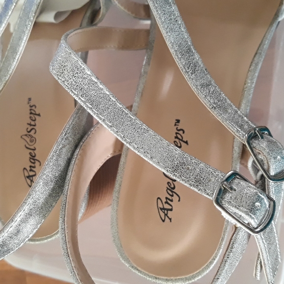 Angel Steps Matalic Sandals Sz 9M NWOT - Picture 4 of 7